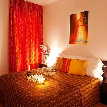 Residence-11 To Choose From In An Exclusive By Italian Apartamento