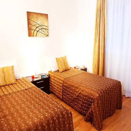 Residence-11 To Choose From In An Exclusive By Italian Apartamento Tremezzo