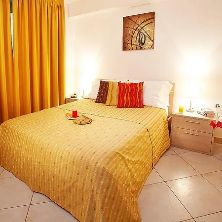 Residence-11 To Choose From In An Exclusive By Italian Apartamento Tremezzo