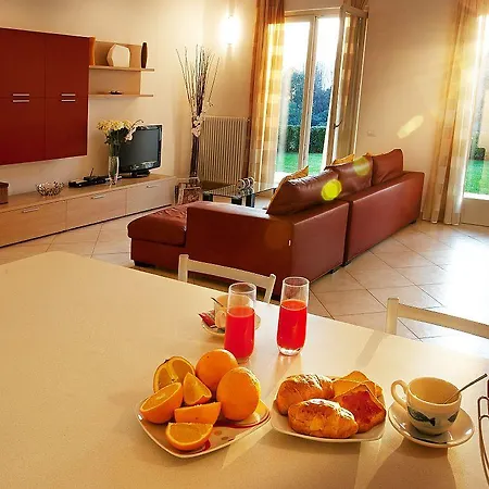 Apartamento Residence-11 To Choose From In An Exclusive By Italian Tremezzo