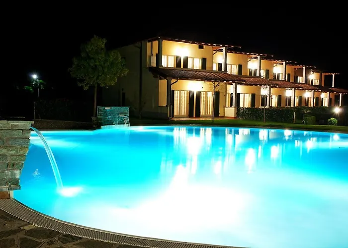 Residence-11 To Choose From In An Exclusive By Italian דירה