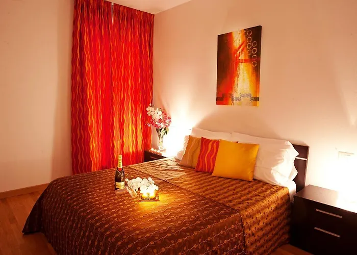 Residence-11 To Choose From In An Exclusive By Italian דירה