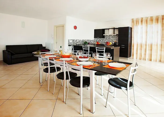 Residence-11 To Choose From In An Exclusive By Italian דירה טרמצו