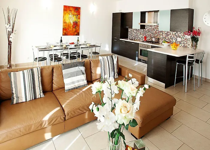 Residence-11 To Choose From In An Exclusive By Italian דירה טרמצו